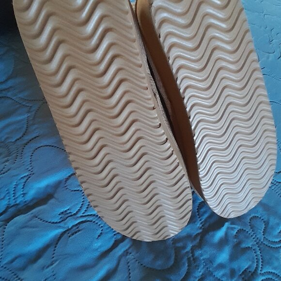 Women's brand new ugg style boots - Picture 4 of 6